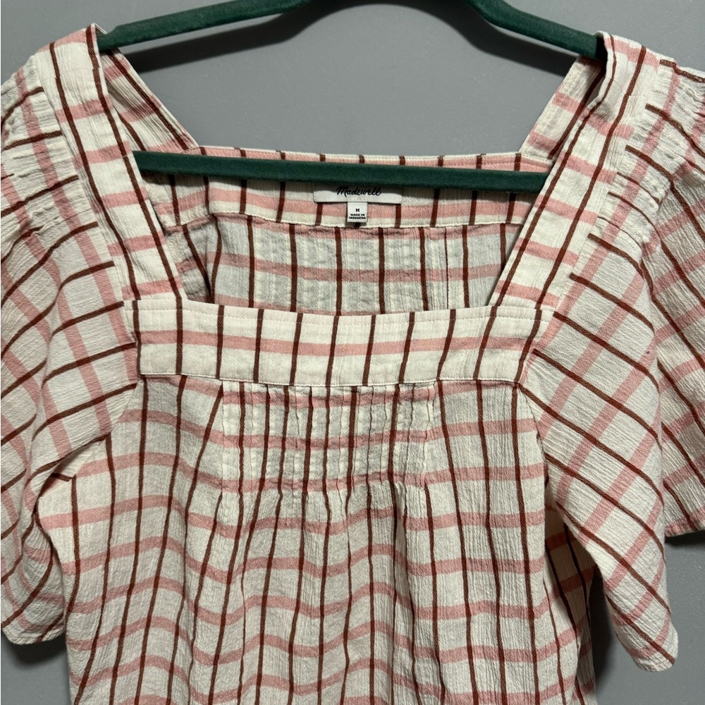 Madewell- women’s crinkle cotton square-neck top with flutter sleeves. Size M - Picture 6 of 9